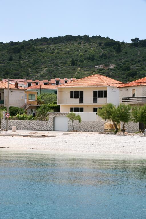 Apartment Merica Slatine Εξωτερικό φωτογραφία